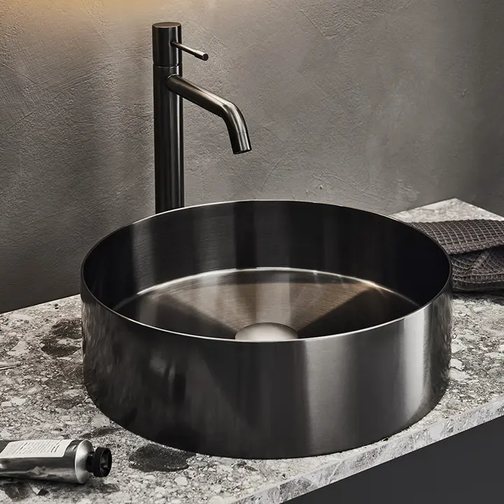 Servant Hafa Steel i stål