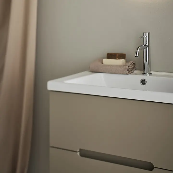 VAKKERT INTEGRERT HÅNDTAK