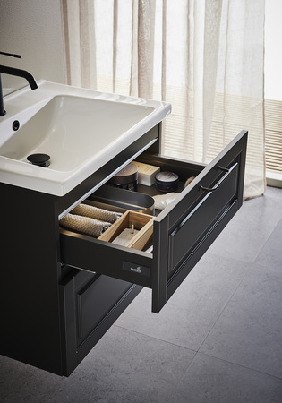 Servantskap Grace Antracit 800